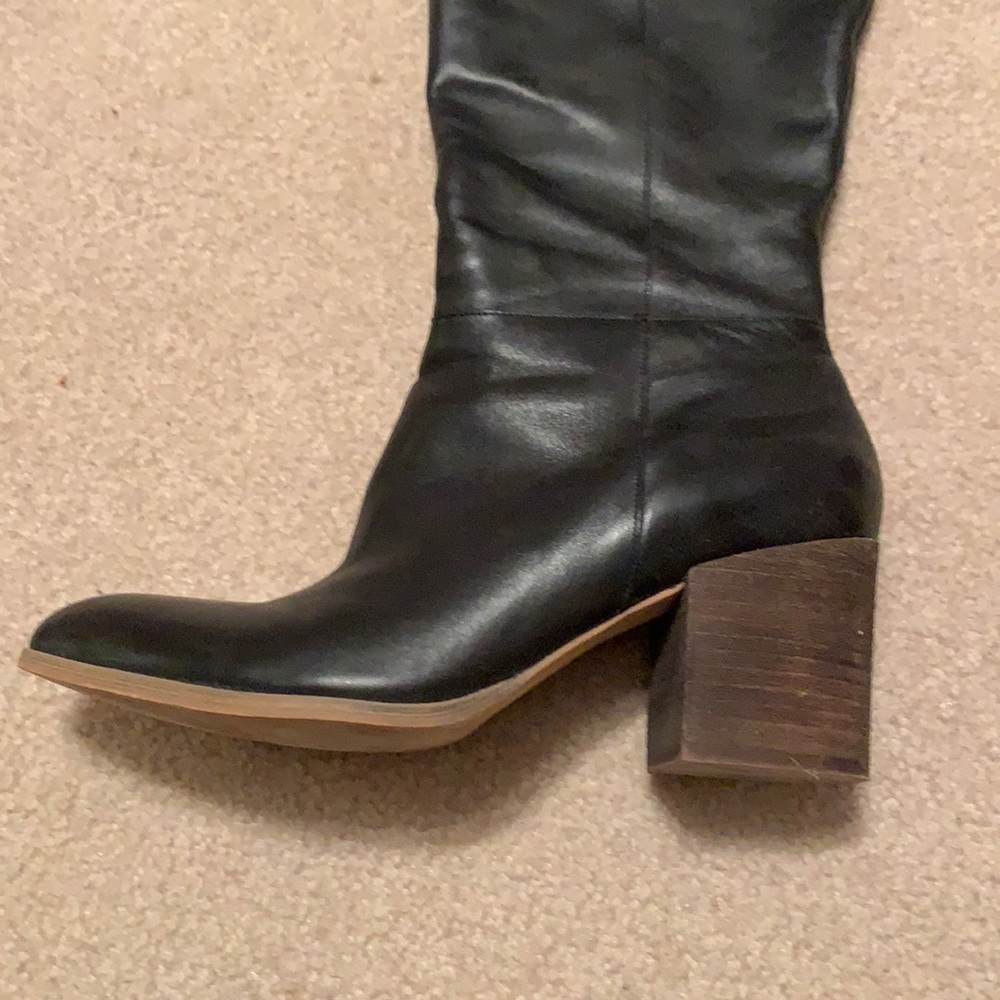 Caslon, size 11, black boots, excellent condition